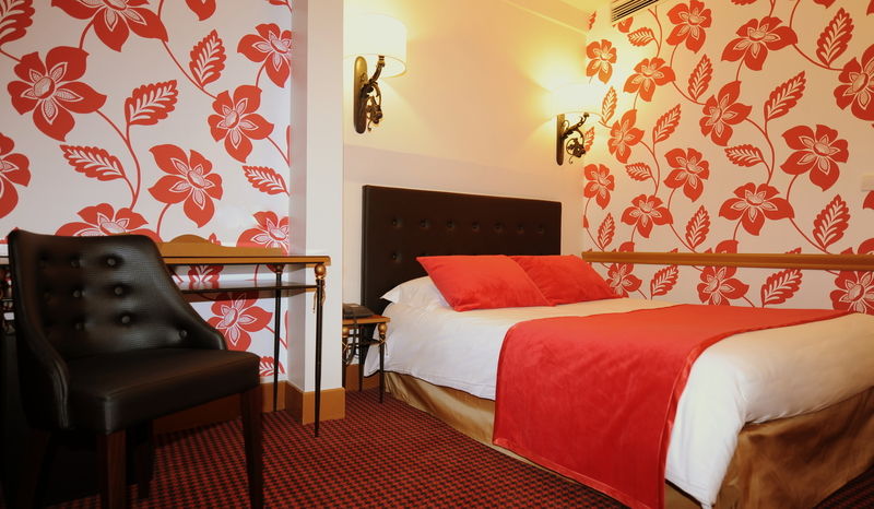 Hotel Des Ducs D'Anjou Paris Room photo